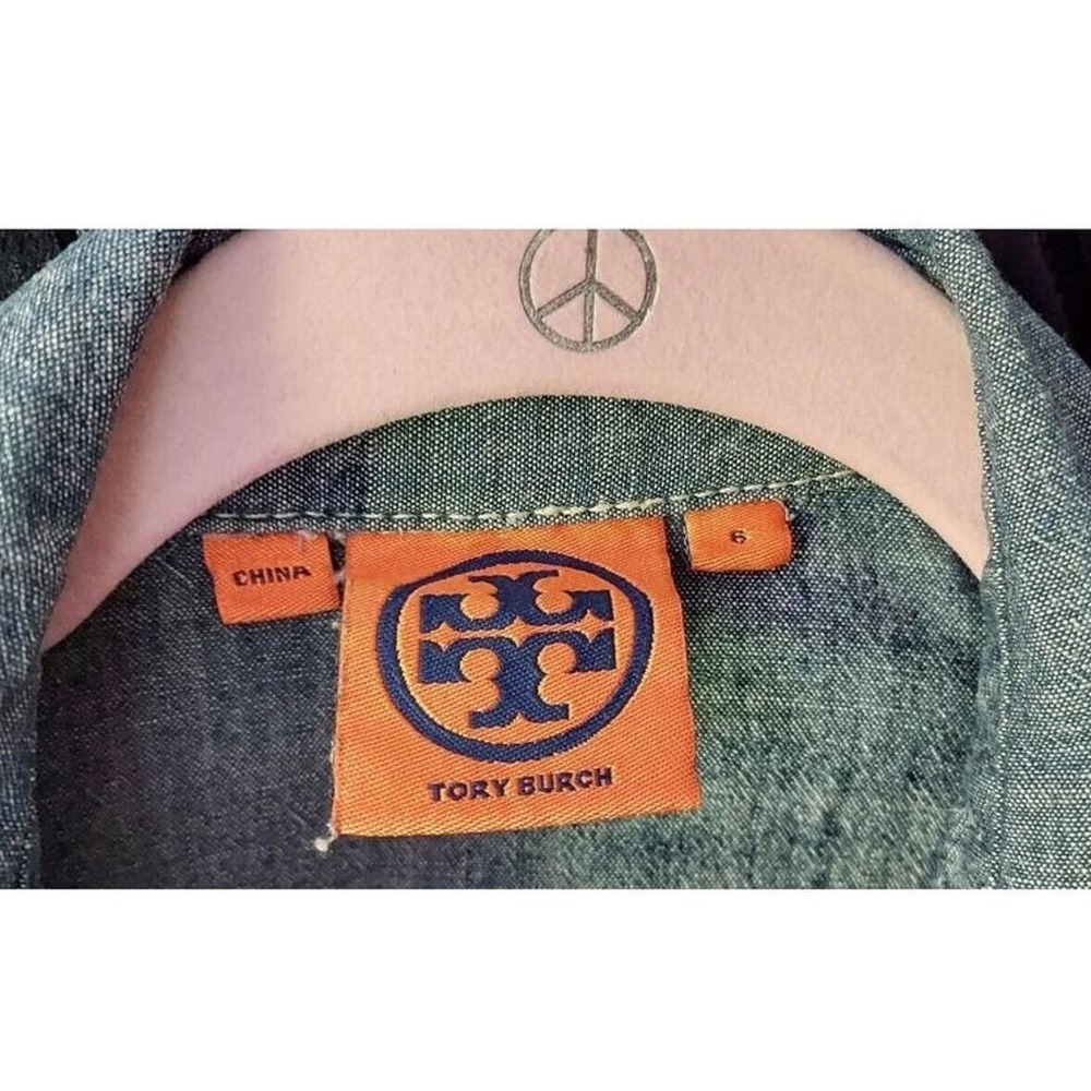 Tory Burch Shirt Dress Womens 6 Blue Chambray Gold Logo Button Military Utility - Picture 2 of 5